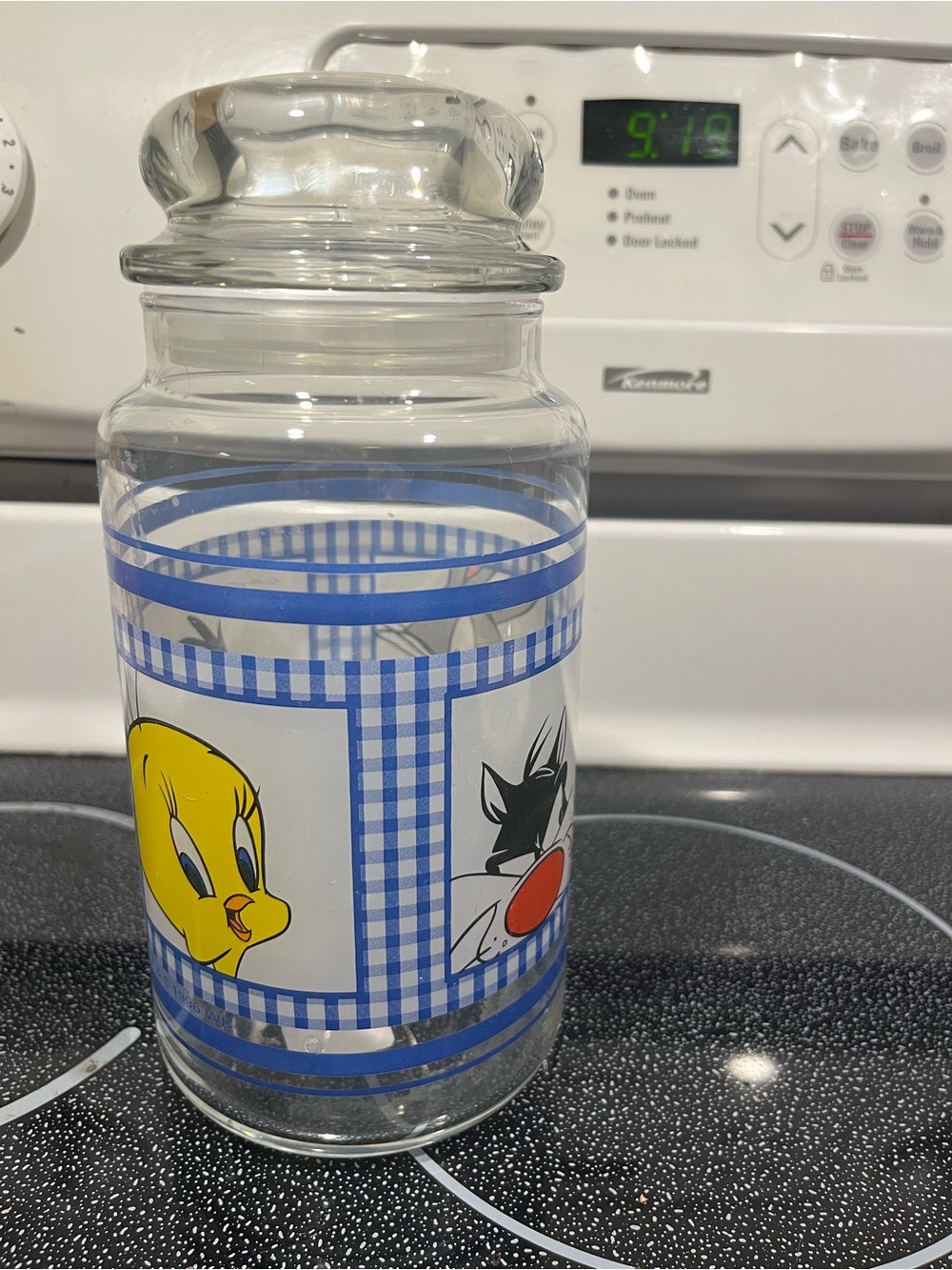 Looney Tunes glass jar 1996